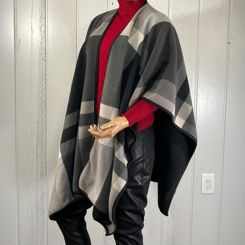 *Ike Behar Women's Plaid Black & Gray Reversible Ruana Wrap Shawl